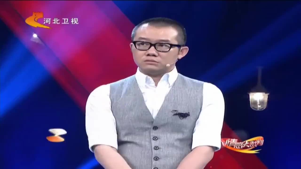 情感大裁判:丈夫毫无主见,竟听朋友话换掉婚纱照套餐