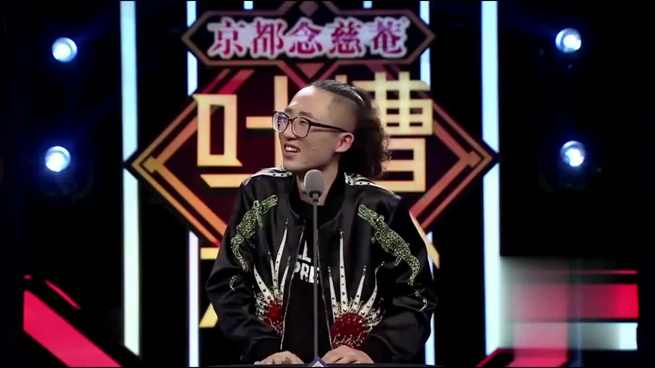 池子在现场模仿papi酱打招呼,只有你才敢质疑主咖的能力