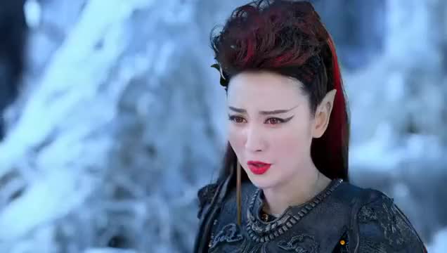 幻城大结局:梨落带上戒指,立刻从黑发变成白发成为冰后,真惊艳