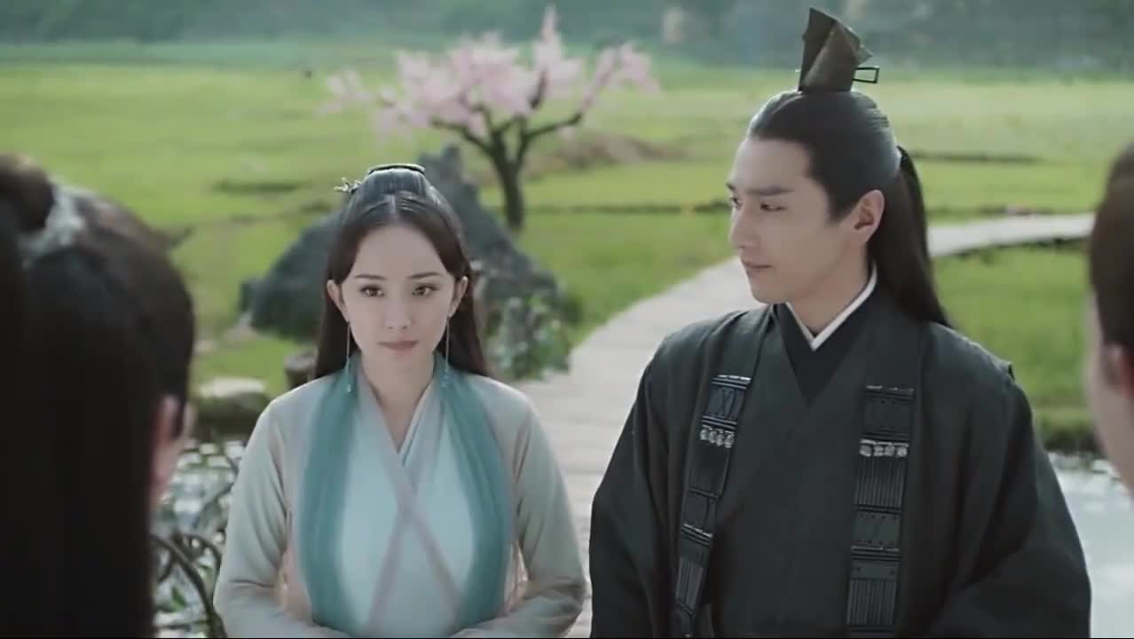 携夜华青丘游玩,遇折颜恶趣味调侃,看我们白浅姑姑如何霸气回怼