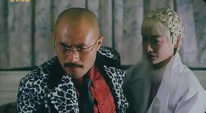 演恶人除了徐锦江就服计春华,比徐锦江更狠,演技已经登峰造极