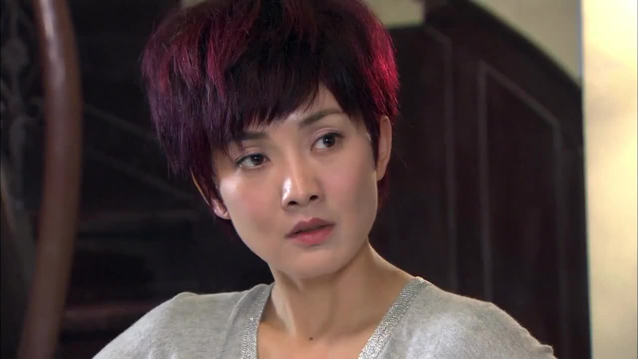 麻辣芳邻:老杨为了防邻居使坏,按了俩摄像头,结果派上用场