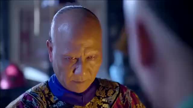 小桂子回来一看这架势,就知道海大富是在祭拜他