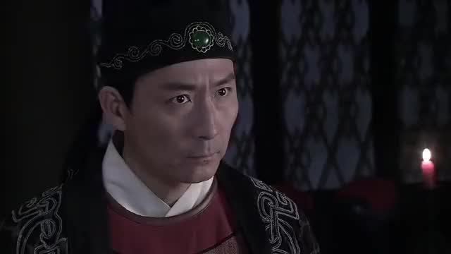 客栈老板竟敢骗李元芳,刚掏出银子擦拭,转头就被刀架住脖子!