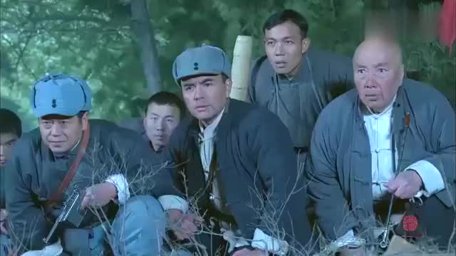 地雷战:鬼子抓汉奸,众人不解,还是师傅看的明白:一场狗咬狗!