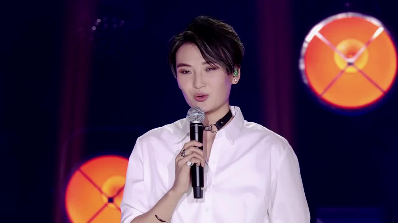 超强音浪:黄国伦深情演唱没有不可能,唱给有梦的人,感动!