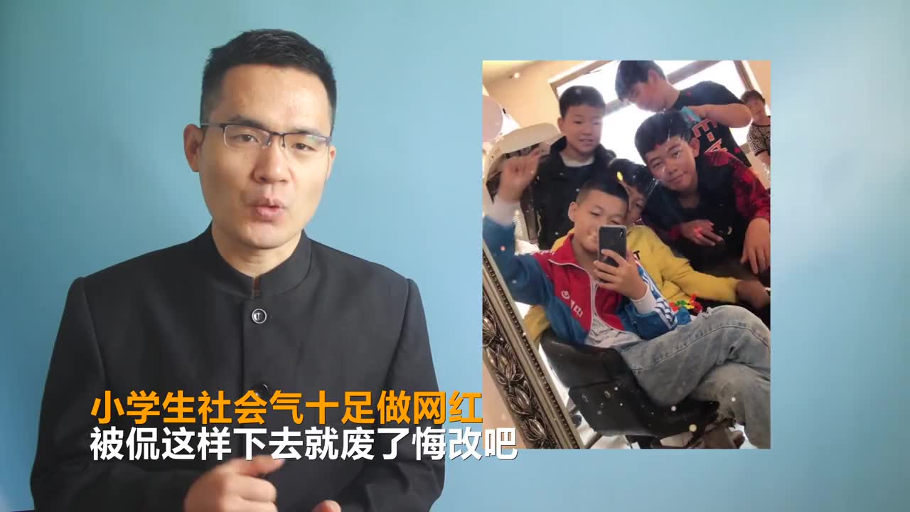 二丫回河北,奶奶早早的在门外等着,航航的动作逗的大家乐坏了