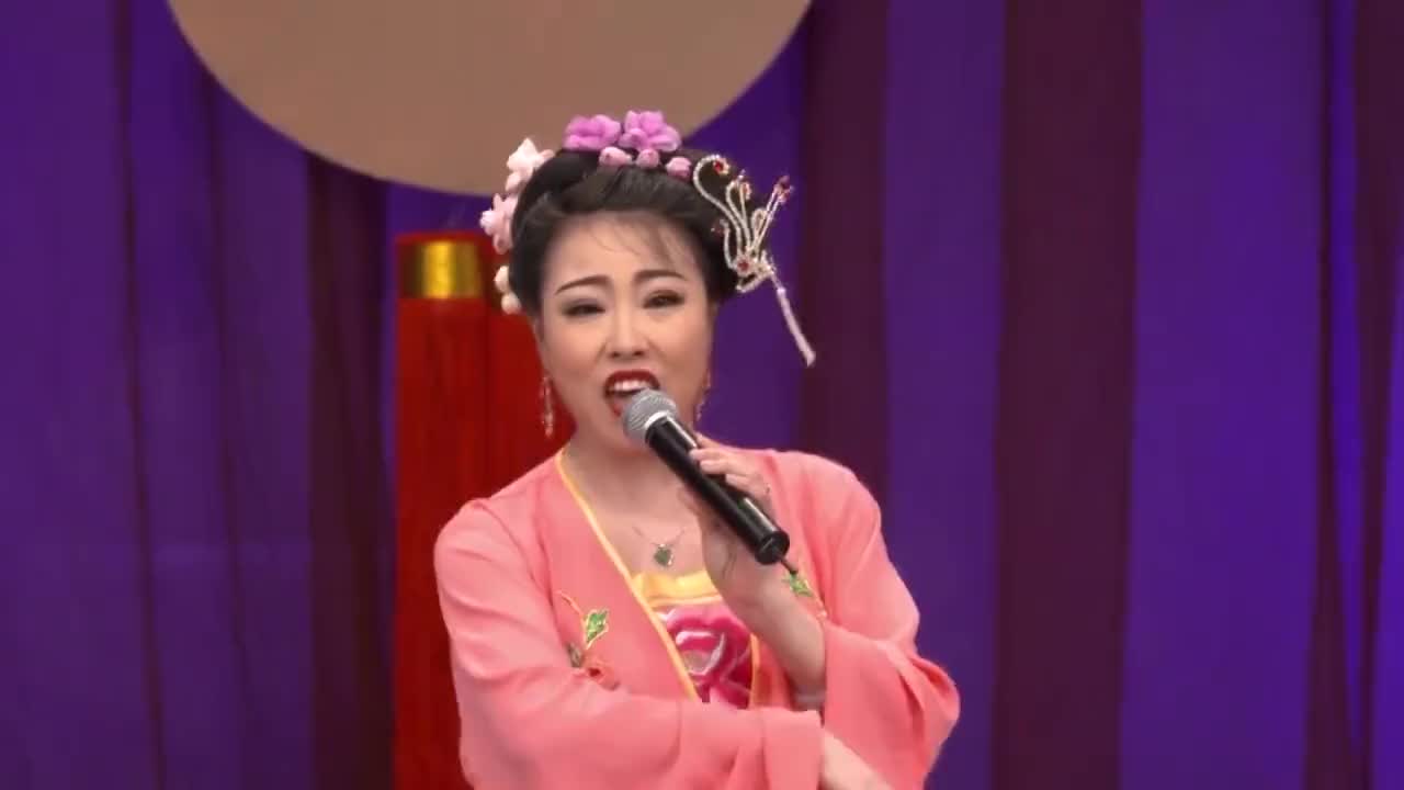 赵家班东北传统二人转《回杯记》,选段演员:贺钊,高钊