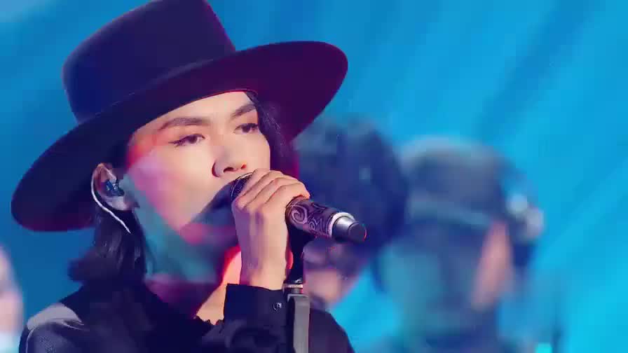 木玛喝梅见回忆木马乐队组建之初,吃便当喝酒是最快乐的时刻