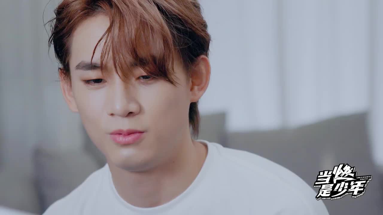 jerryc张逸帆电吉他版卡农真是好听太棒了!