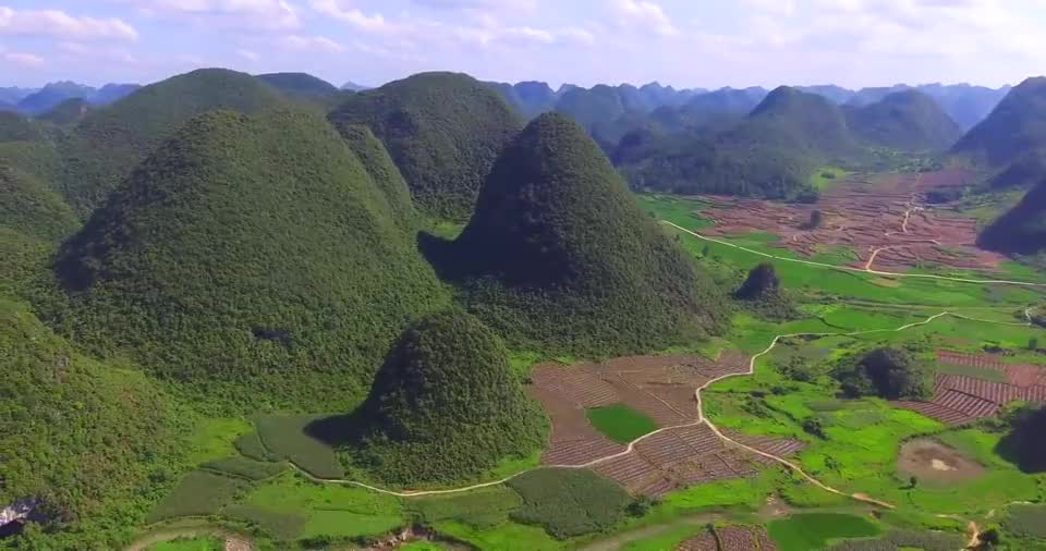背靠笔架山格局完美价值连城的风水宝地