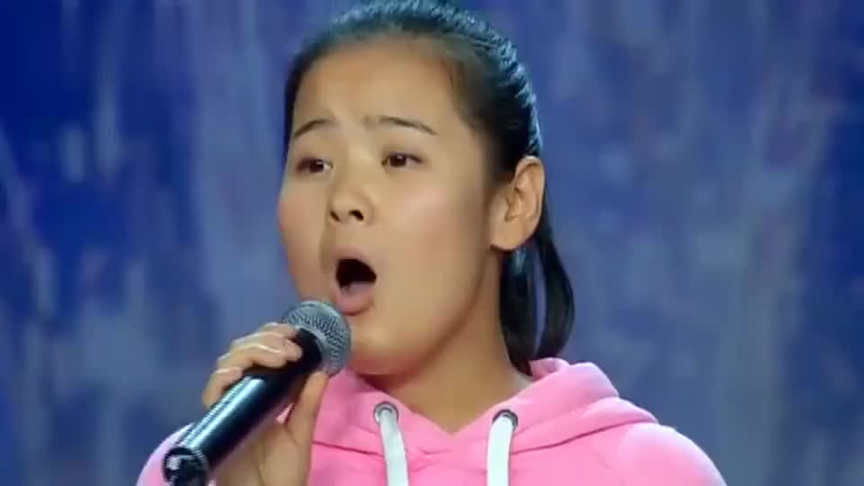 农村玉米妹演唱改编版《江南style》,另类风格惊艳全场