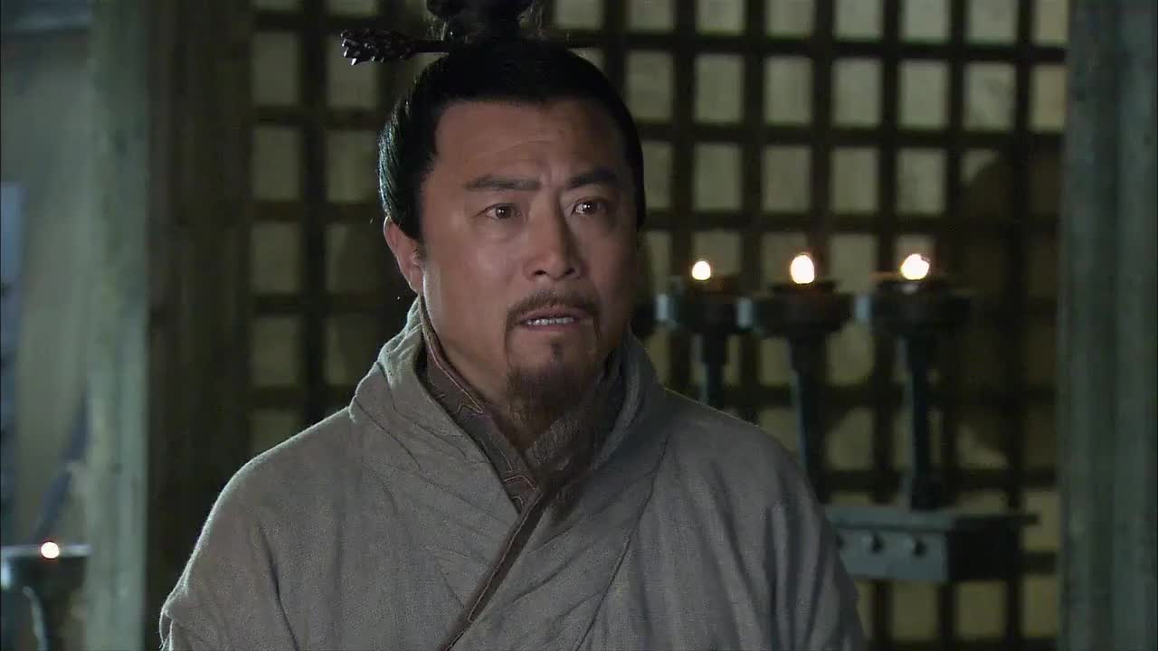 袁绍撤了田丰职位,贬为牧马役,许攸:兄台,你是去养马吗