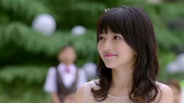 待嫁老爸:老爸回家,女儿闻见一股药味,原来是去见她了