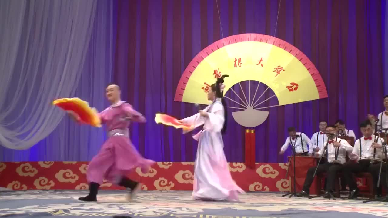 赵家班东北传统二人转《叹情缘》,小帽演员:小吴东,娇娇