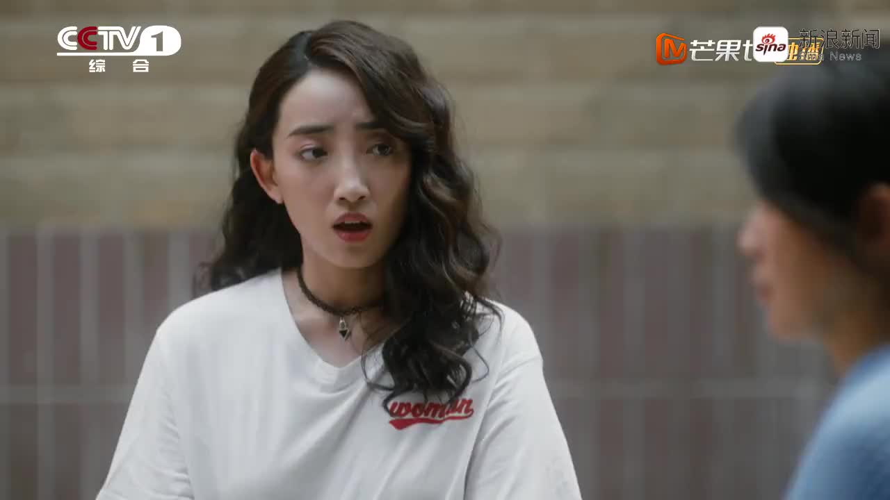 快来看菊姐@凌孜lz 居然还有两幅面孔呢