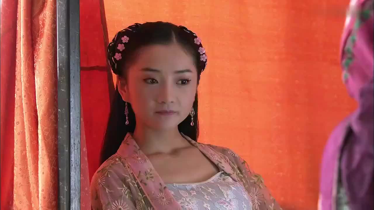 明珠游龙:皇上皇后合伙演戏给宝珠看,不知早已中了宝珠的招!