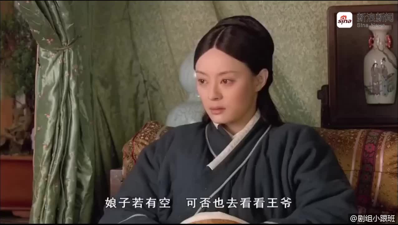 下雪后树上挂满了甄嬛的小像,果郡王表示这不是我想认识的嬛嬛!