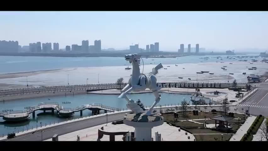 烟台滨海路贯穿烟台牟平区,高新区,莱山区,芝罘区,开发区