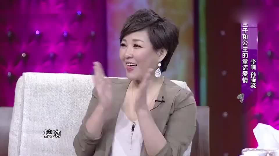 李响不愧是荷花奖舞者,从始至终都不被挑战,李响:都坐成雕塑了