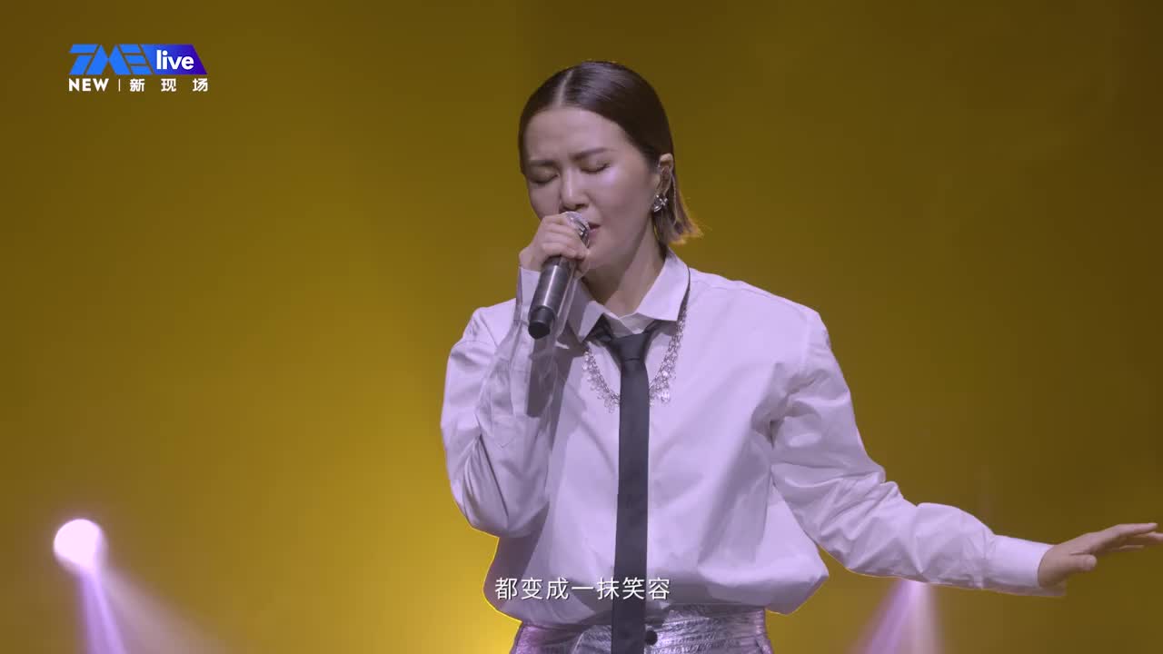 张杰演唱会再现逆天高音,一开嗓谭维维都差点招架不住!太精彩了