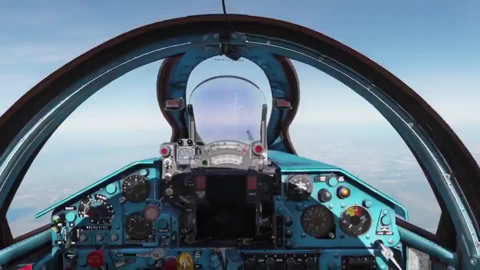 实拍安-124运输机驾驶舱画面,满满的机械感!