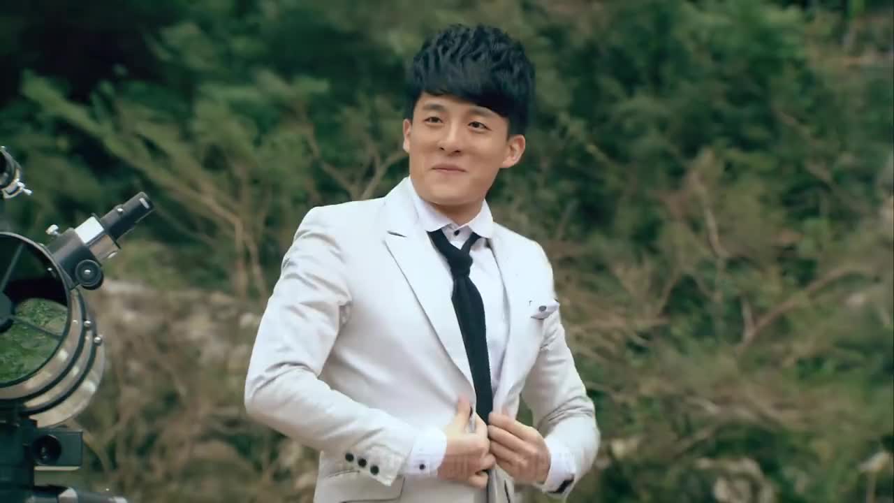 看吕子乔赚钱新路子竟是出租dv网友有头脑