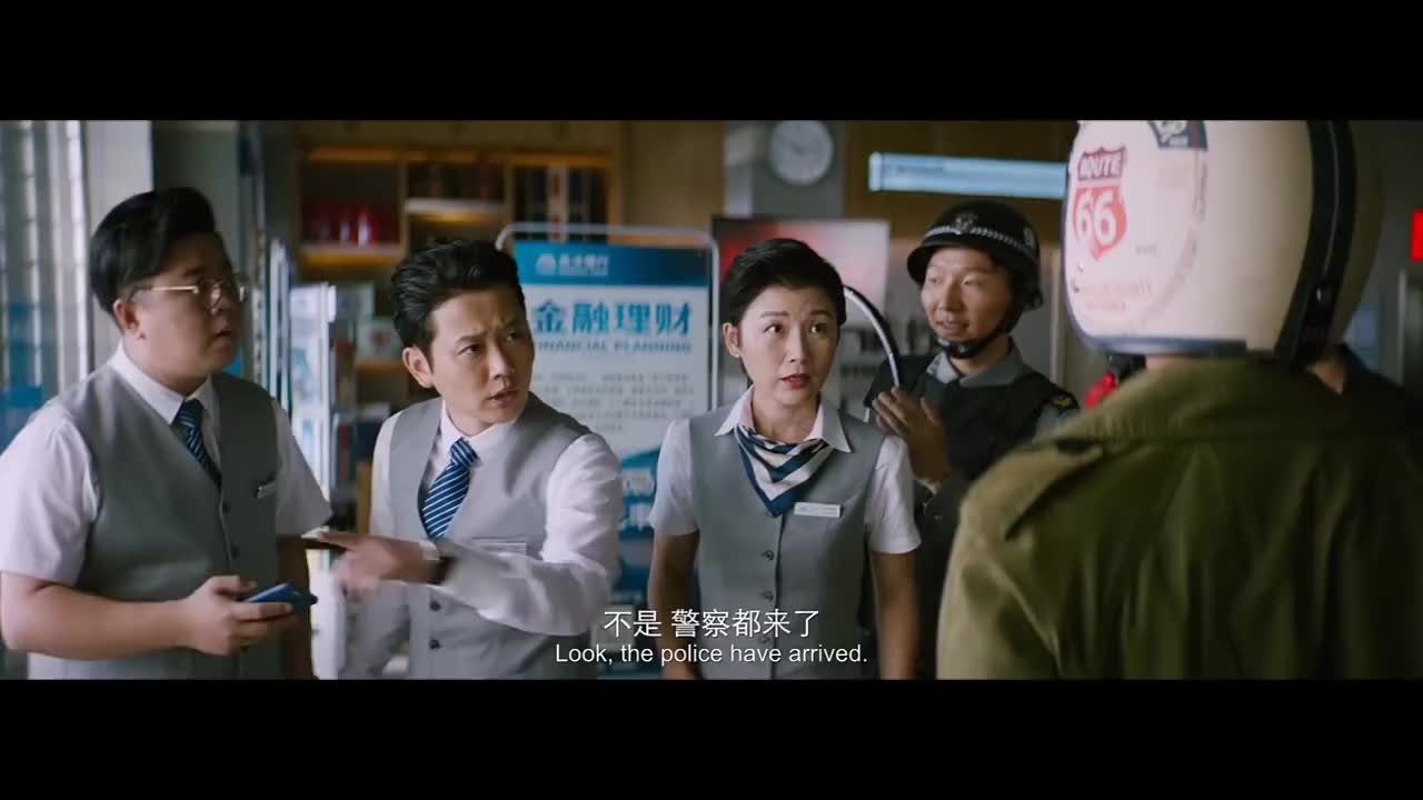 沙雕超能力者:什么叫嘴炮王者?老头几句"我是你爸爸"治服劫匪