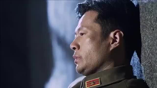 猎豺狼:特务狗急跳墙,干脆真面目示人,娇滴滴女流竟是七尺男儿