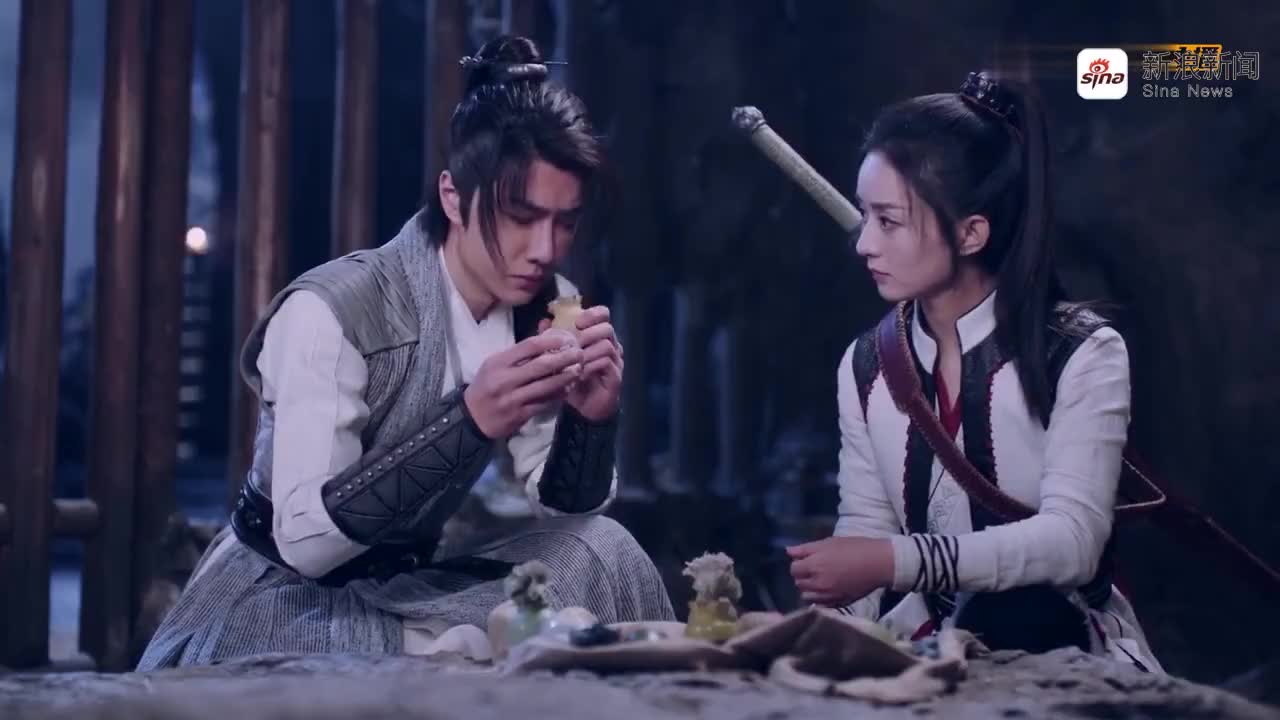 王一博双十一开幕盛典《散落的华服》舞台