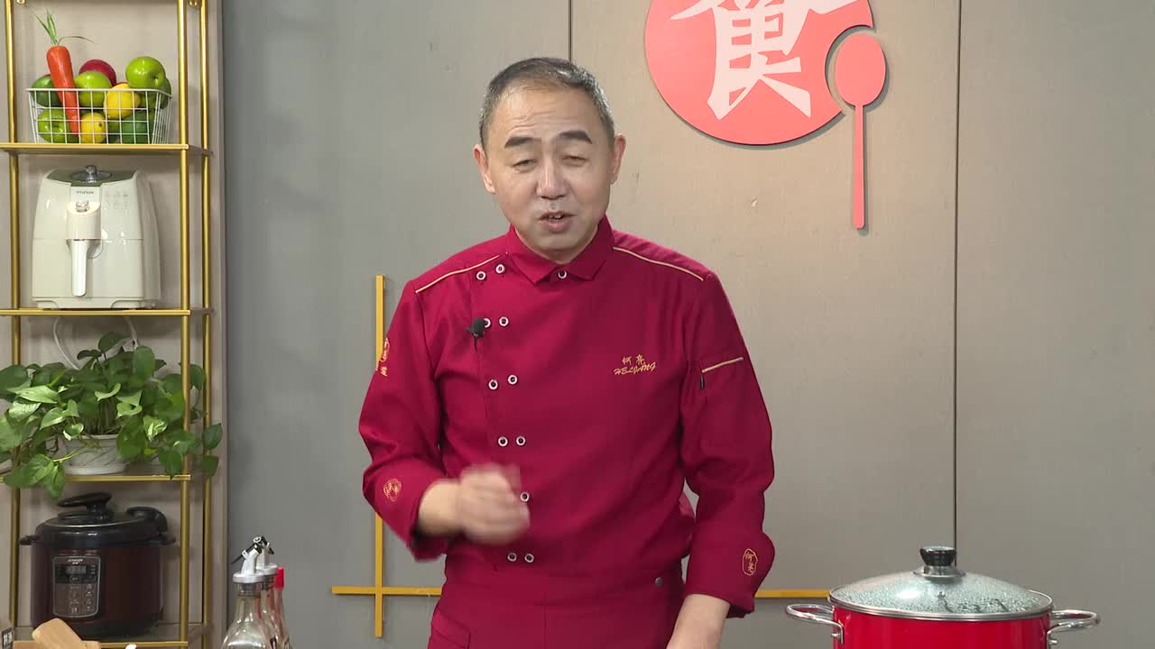 极限挑战:黄大厨果然不是浪得虚名,土豆炖鸡隔着屏幕都觉得香