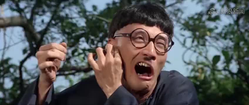 疯狂大老千:耳勺不小心插入旺哥耳朵里,谁知旺哥竟跟没事人一样