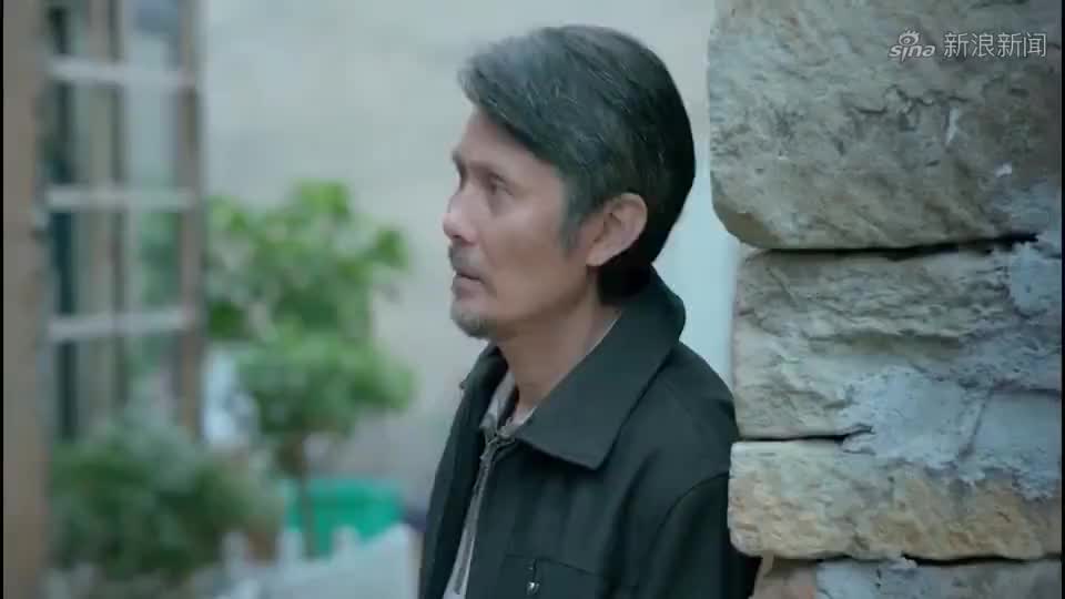 鸡毛飞上天:大狗带头,为公司冲锋陷阵,最终当上了集团总裁啊