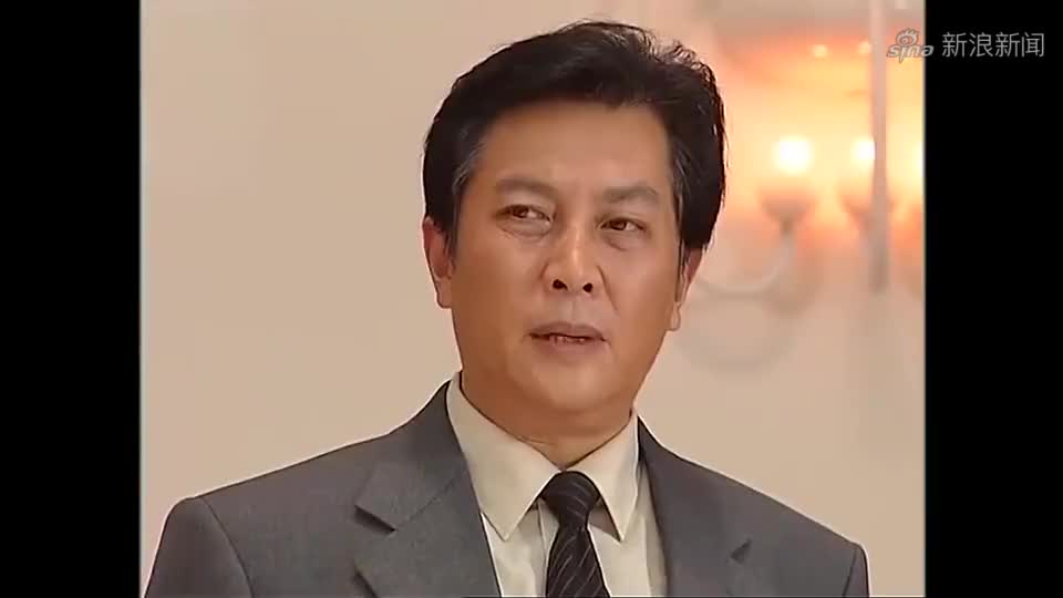 龙年档案:干部拖欠教师工资,反倒大摆宴席,谁料被市长抓现行