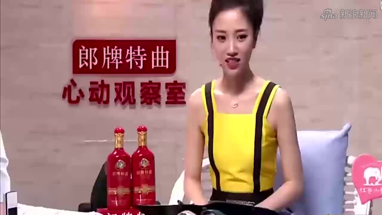 新相亲大会:王依桐超强势表白男嘉宾,引全场直呼太甜了