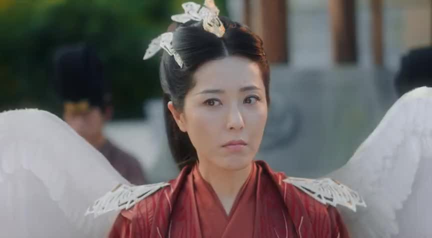 大祭司正沉浸在祭祀中 突然听闻玲珑要举行佛篆的葬礼