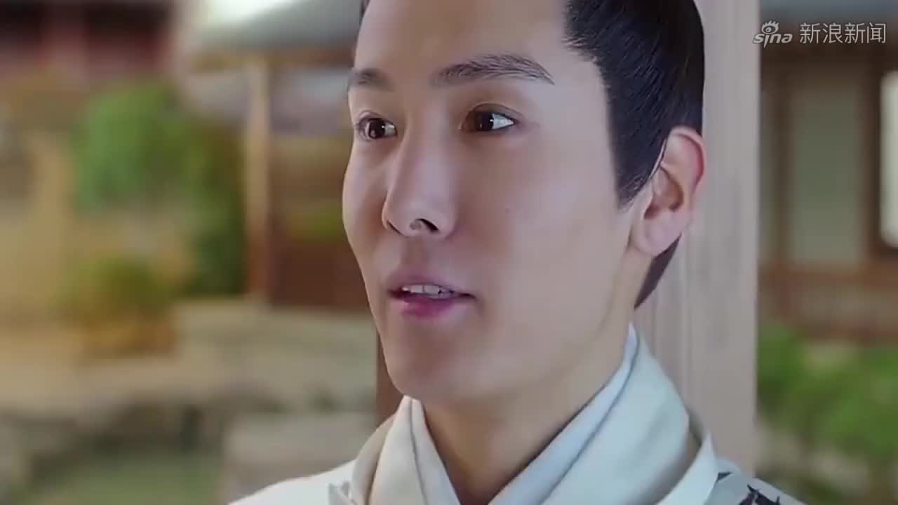 于小彤风餐露宿睡在街头,被蒋诗萌用冷水泼醒,闯入民宅蹭饭!