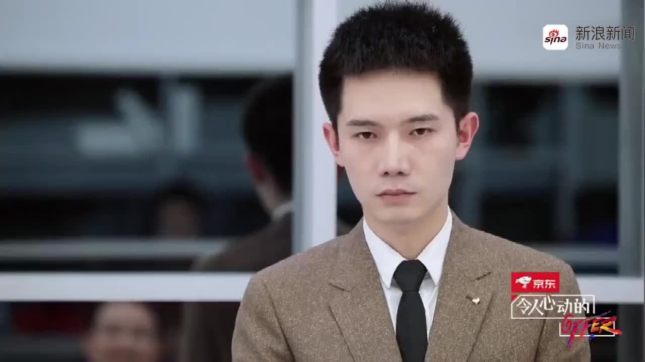 我宣布@李晋晔猫子 和@王骁pil 锁了!