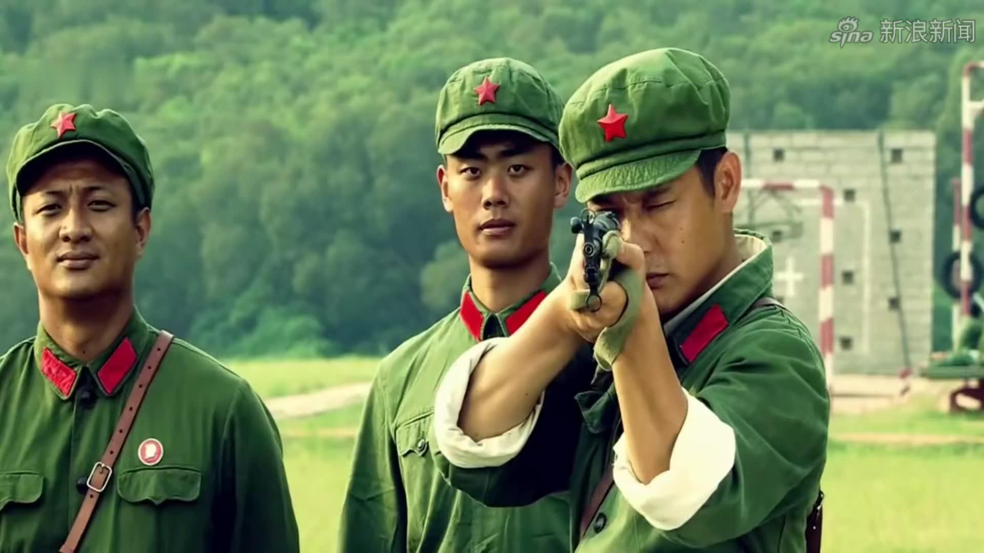 刘欢一首《少年壮志不言愁》豪气澎湃,向保家卫国的勇士们致敬