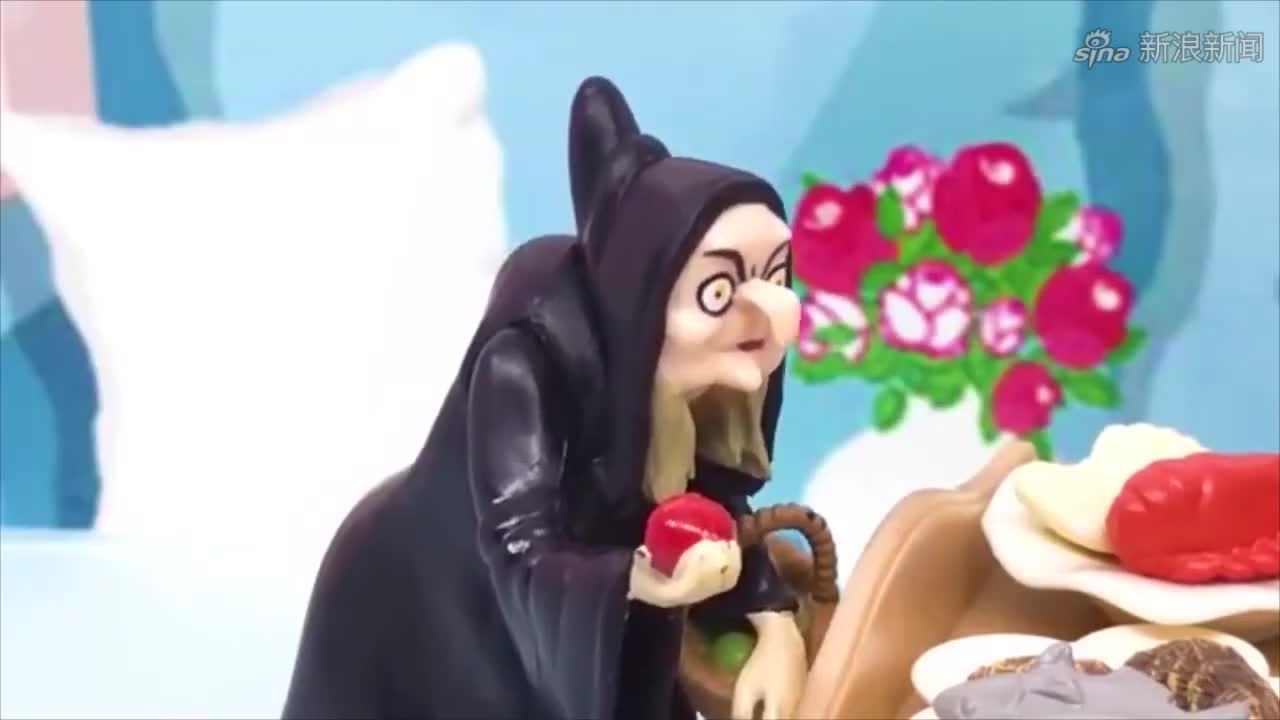 白雪和贝儿害怕不敢说话巫婆想办法惩罚他