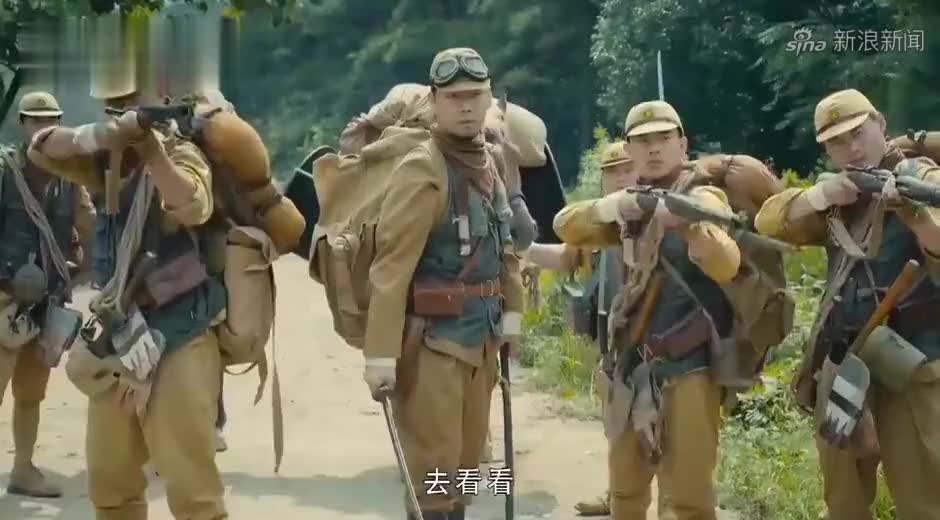 日本人灌老大爷喝辣椒水,谁知大爷面不改色的喝完了,鬼子看孟了