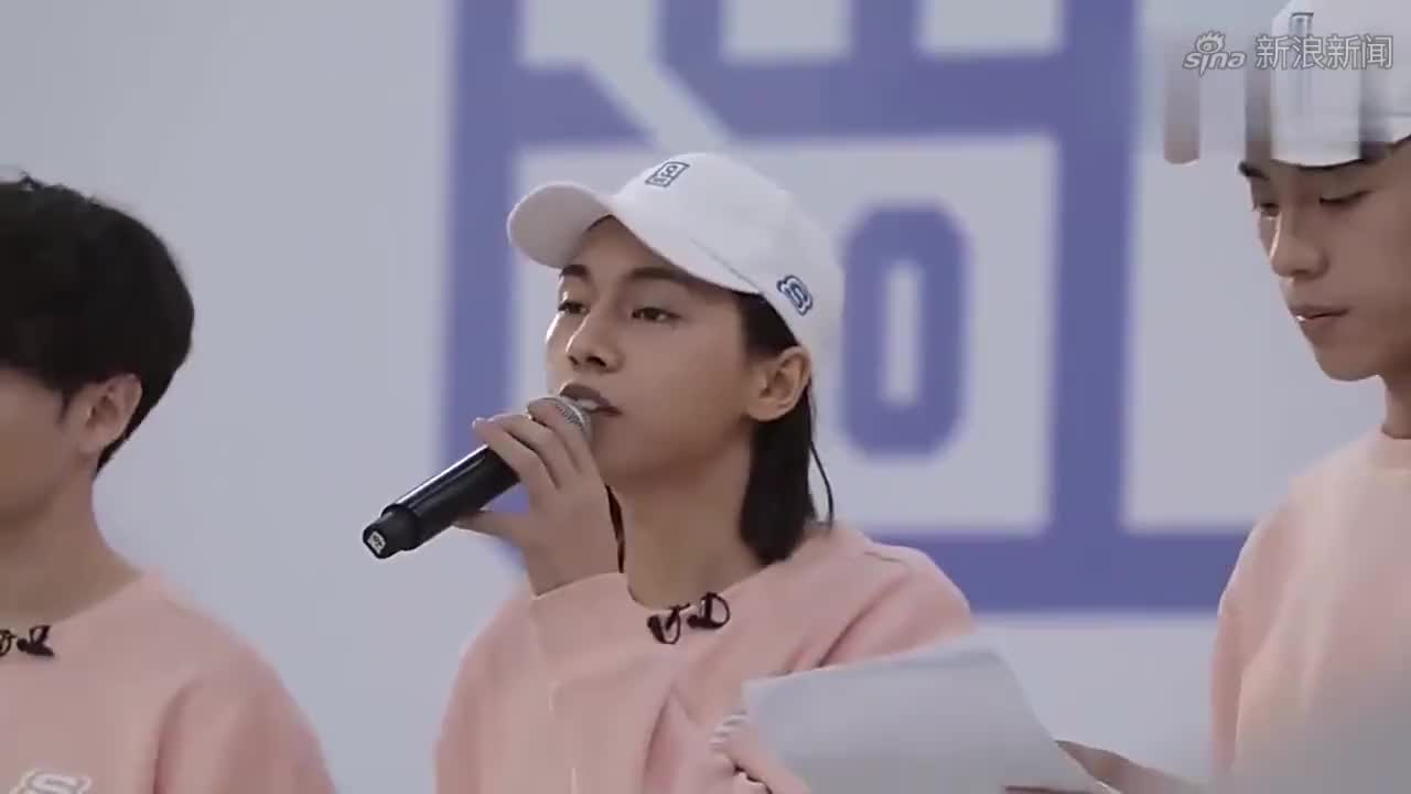 百变"嘴部艺人"鞠红川上线 神还原李荣浩引现场惊呼