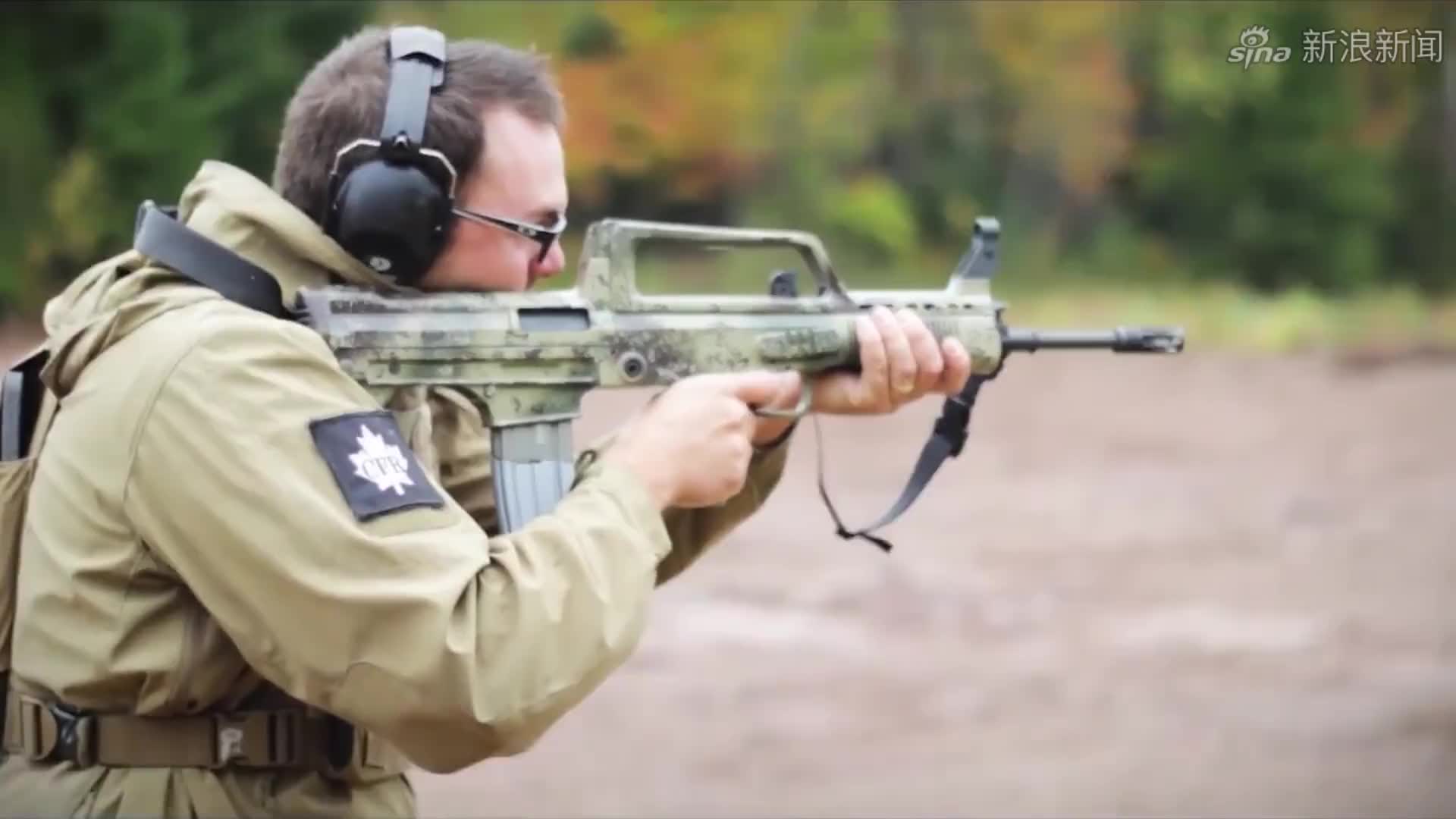 外贸版qbz-97自动步枪射击演示!