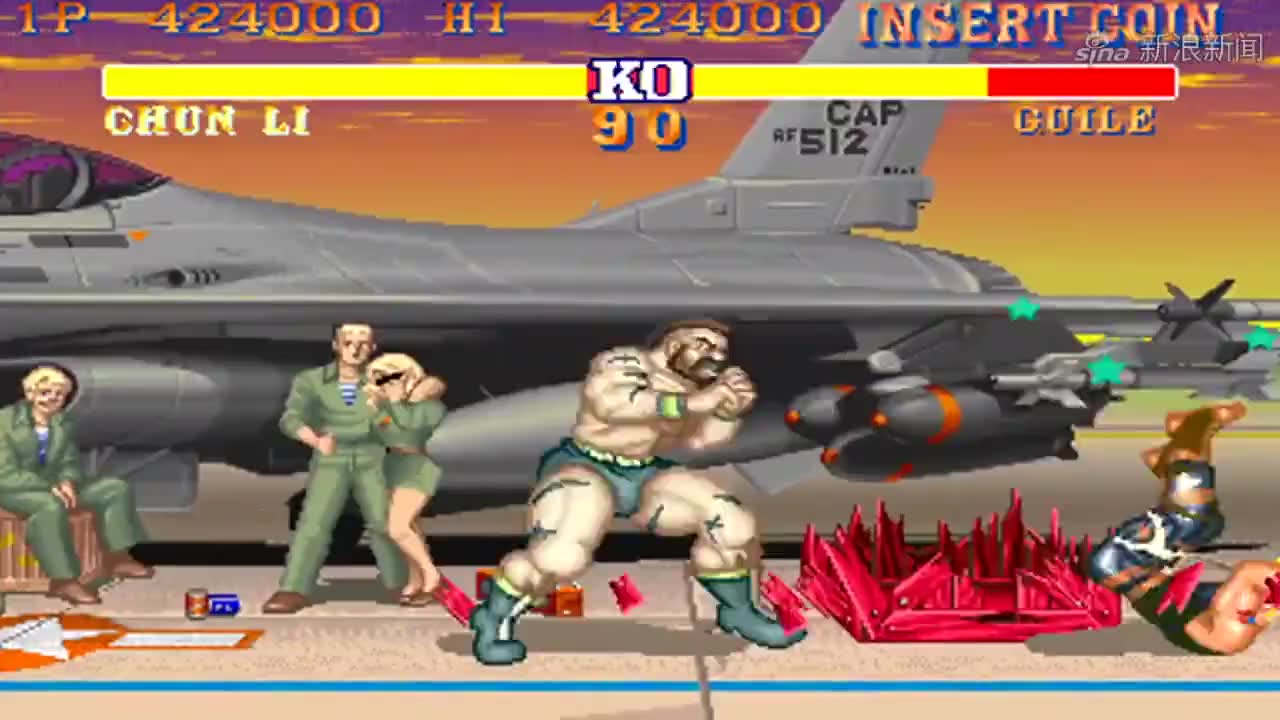 街霸2:春丽挑战拜森,功夫女生这次真的是毫无还手之力