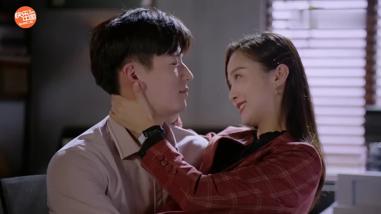 孟老师@魏千翔 和天真@吴施乐 终于和好啦