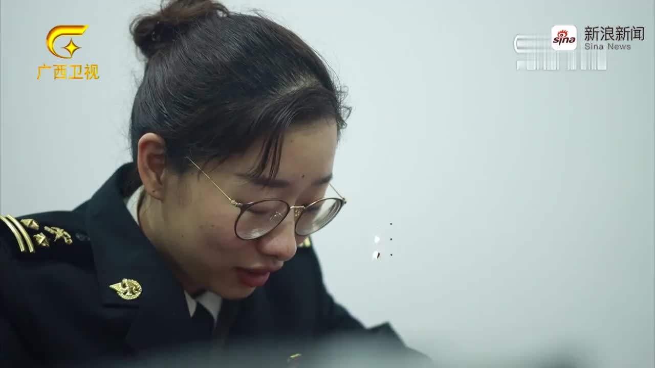 老党员采访钟南山