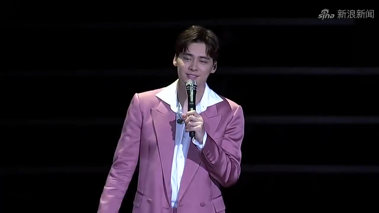 李易峰生日演唱会:李易峰隔空对话陈深,被邀请加入"麻雀"
