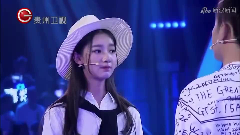 《非常完美》朱佳航主动牵起林志勇的手走在钢琴上,太浪漫了!