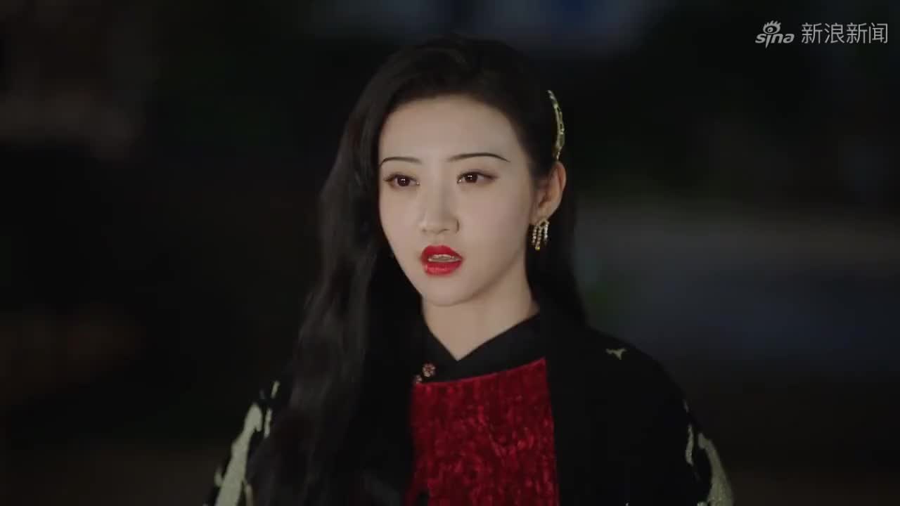 司藤白英当年害秦夫人无法生育再让他们领养她的儿子秦放无法接受