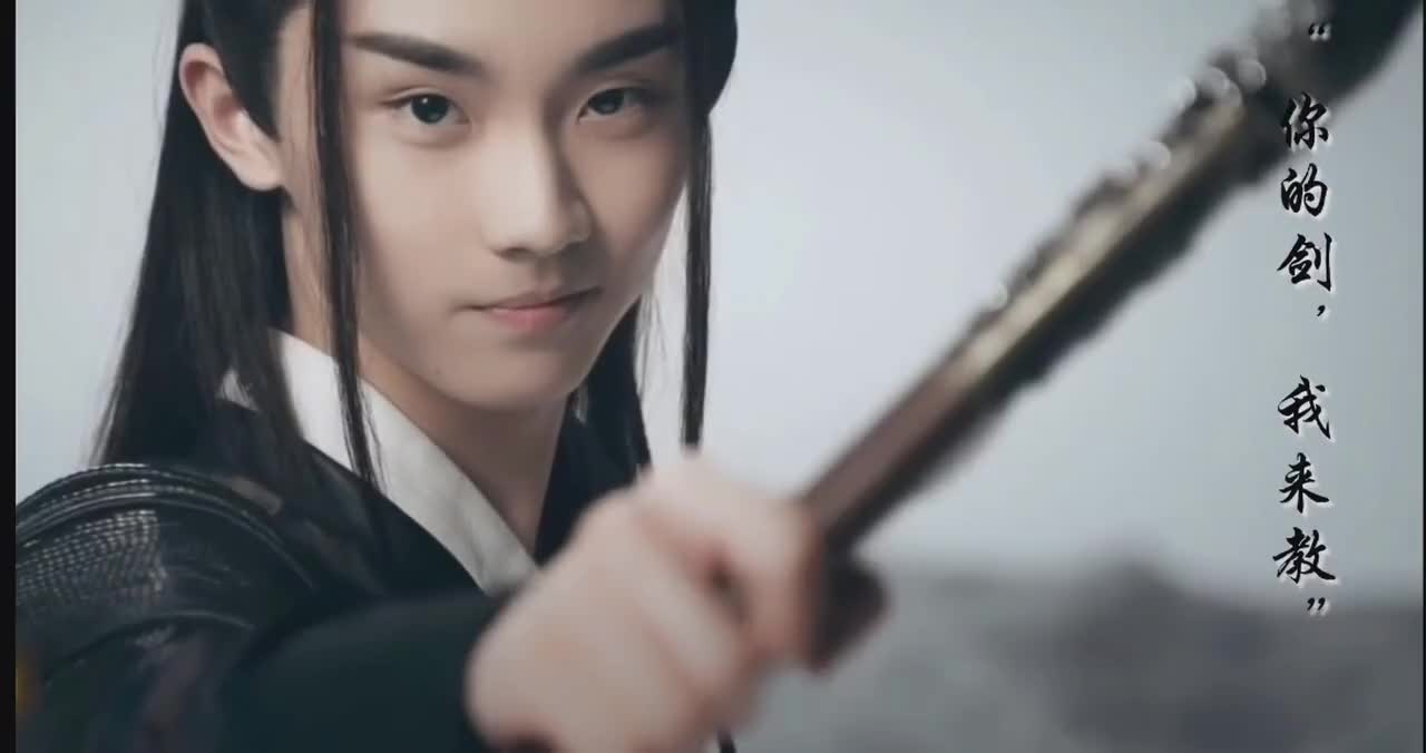 用《千年》打开马嘉祺与丁程鑫的古装与现代装